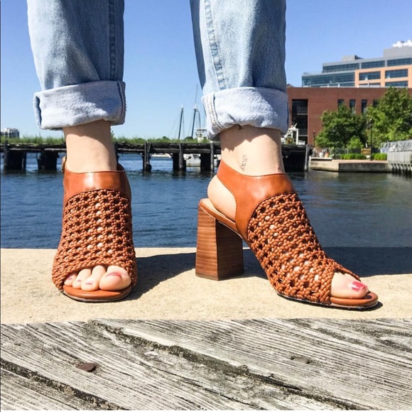 NIB Cognac Woven Block Heel Slingback Sandal - Picture 3 of 5